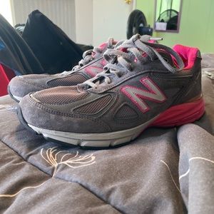 New Balance 990 Grey/Pink Breast Cancer Shoes